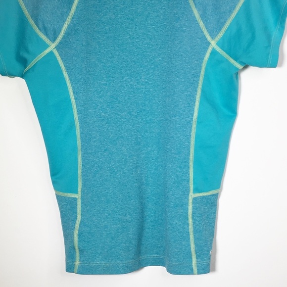 The North Face Vaporwick Blue Short Sleeve Tee - Picture 8 of 10